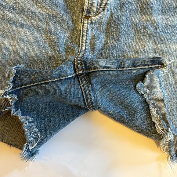 Joe's The 5 Cutoff Denim Shorts Size 34 - Picture 3 of 5